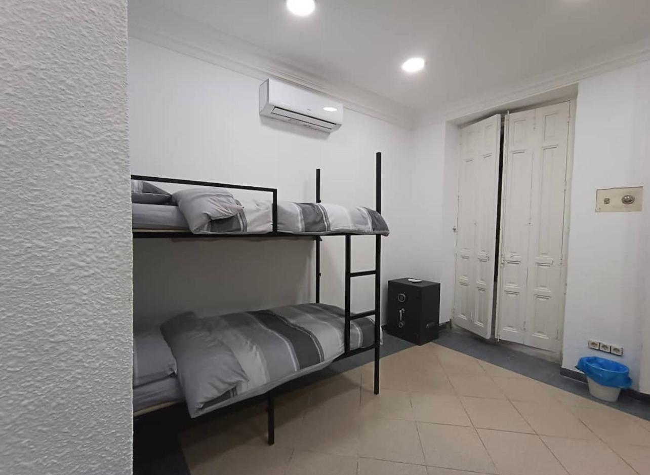Hostal Mayor Plaza — Photos 3